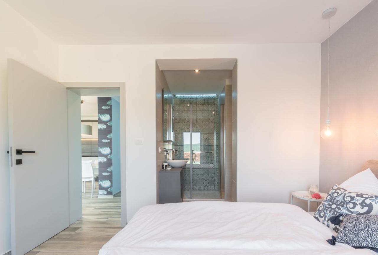 Sun & Sea Villa Kornić المظهر الخارجي الصورة