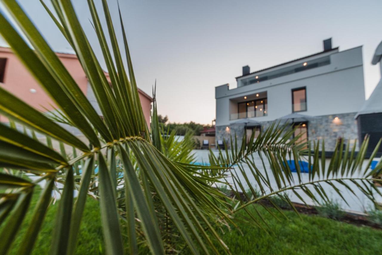 Sun & Sea Villa Kornić المظهر الخارجي الصورة