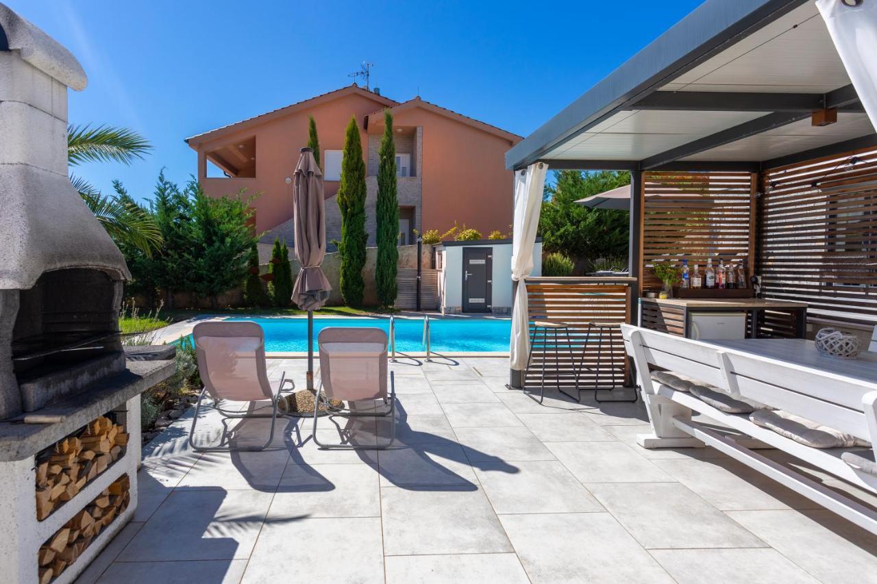 Sun & Sea Villa Kornić المظهر الخارجي الصورة