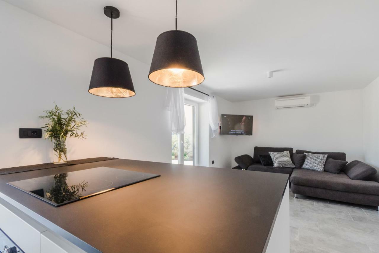Sun & Sea Villa Kornić المظهر الخارجي الصورة